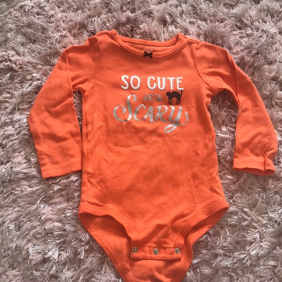 Carter's Tops - Carters size 24 M in good condition